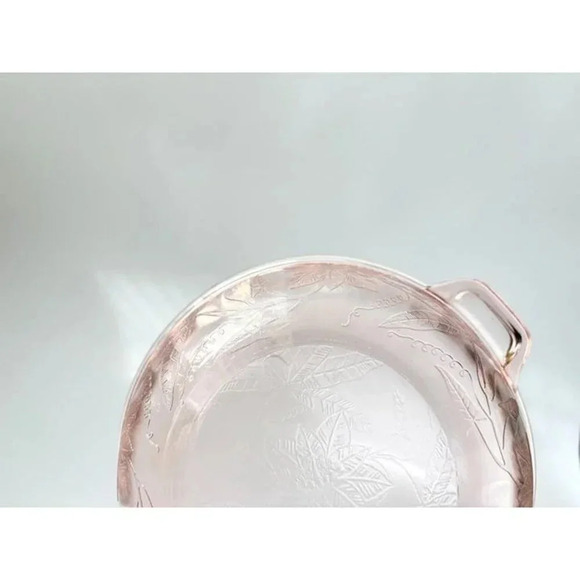 Pink Jeannette Depression Glass 1930's Handled Floral Poinsettia Casserole Bowl - Picture 3 of 10
